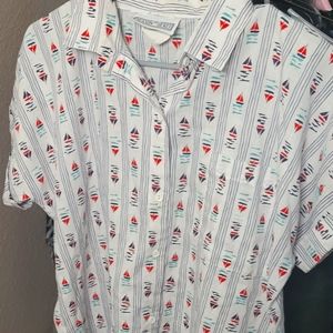 The Season Ticket Size 8 White w/ red and blue boats.